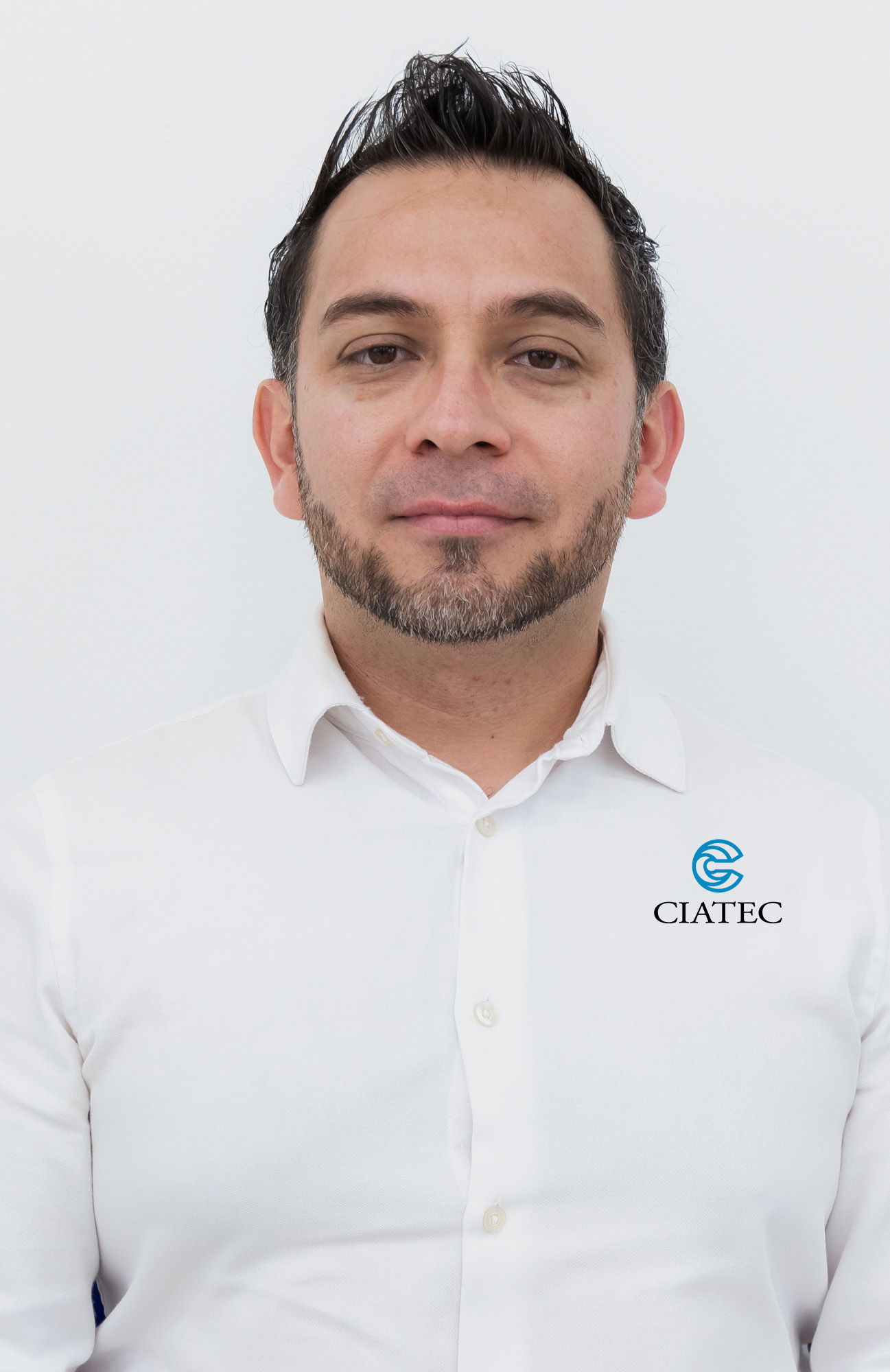 MTRO. VICTOR HUGO ROBLEDO ZACARÍAS